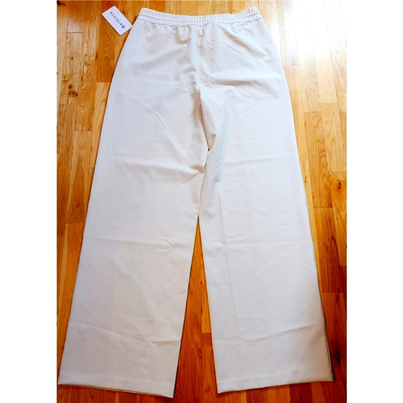 🆕️ Athleta Endeavor Relaxed Pant Ivory Large Tall Wide Leg Travel Work Cabin - Picture 9 of 13